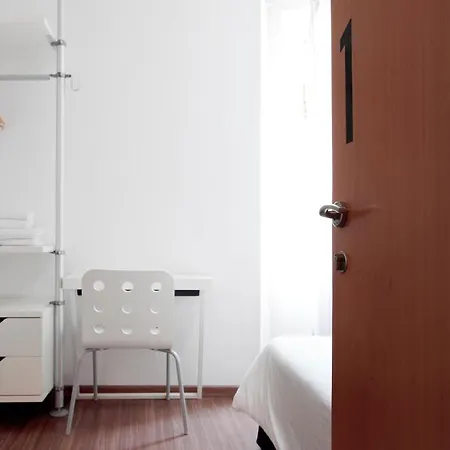 בית הארחה Nitzs Bcn