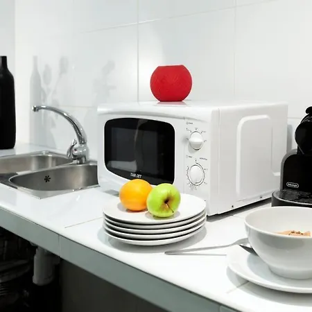 Nitzs Bcn בית הארחה